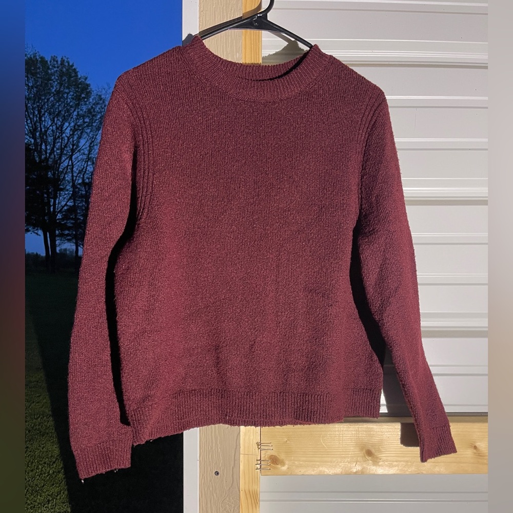 Women's Burgundy Sweater